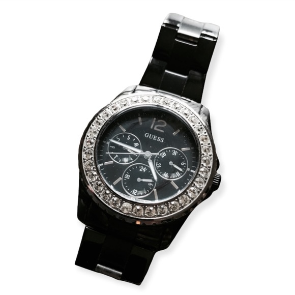 🖤 Women’s Black GUESS Watch | Pre-Loved | Needs Battery - Picture 3 of 9